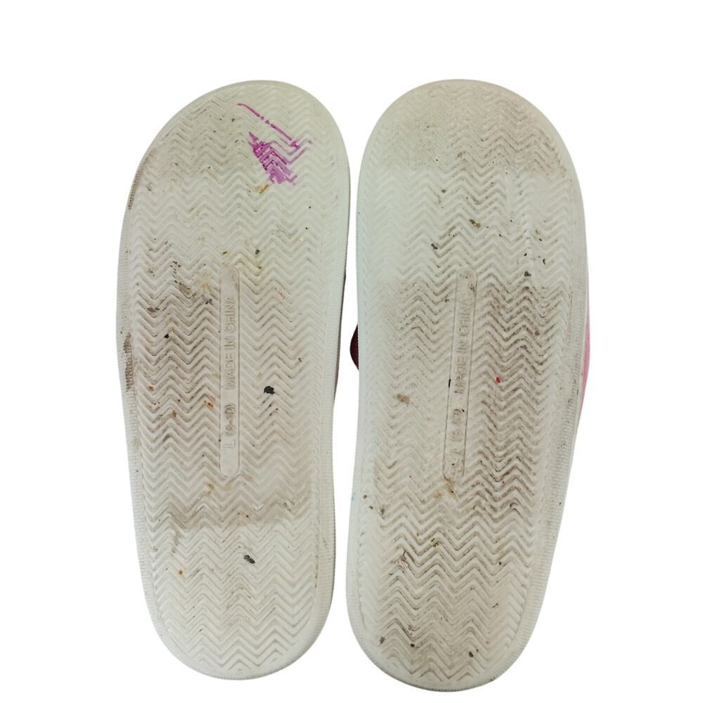HELLO KITTY! PINK PADDED, KITTY AT THE BEACH GRAPHIC, DOTTED SLIPPERS! SZ L 8-10 - Picture 9 of 10